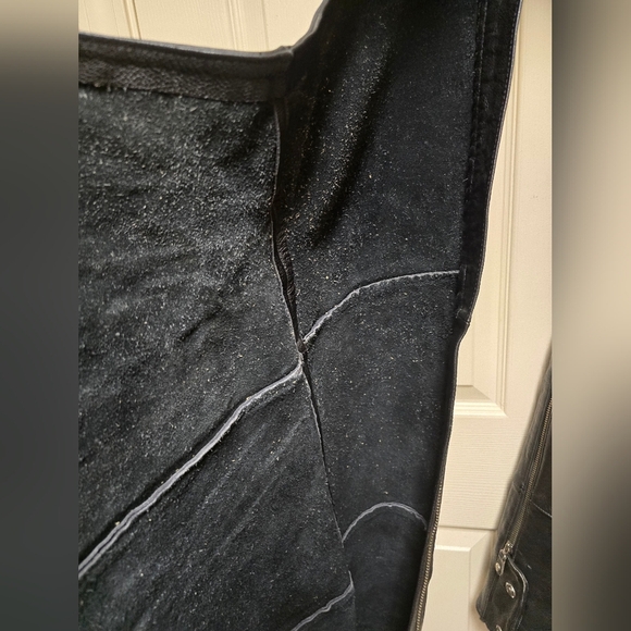 Harley-Davidson Black Leather Motorcycle Chaps - Picture 13 of 15